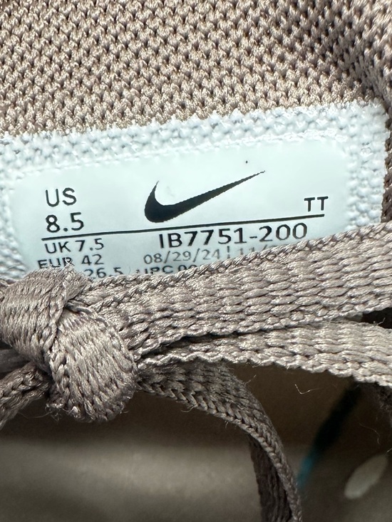 Nike Air Max 270 Running Shoes Mink Brown Black Orewood Brown Size 8.5 Men\'s